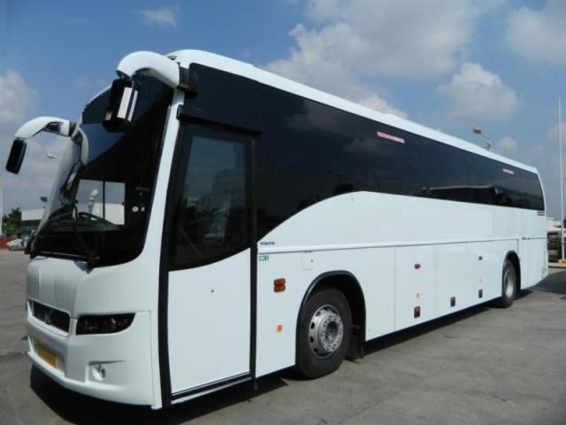 45 seater volvo coach bus on hire in mumbai